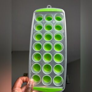 Green Silicone Round Circle Ice Cube Tray Used (dirty) will clean b4 ship
